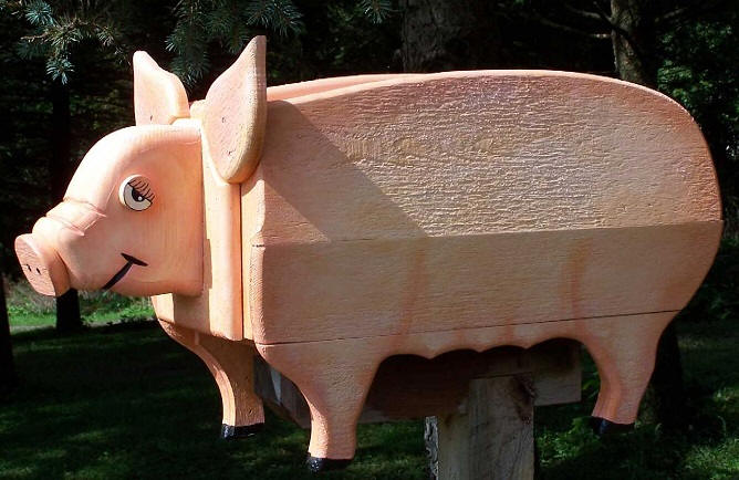 woodendipity cedar pig mailbox